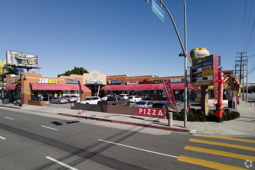 More Photos Of 6800 Balboa, Van Nuys Storefront Retail Office For Lease