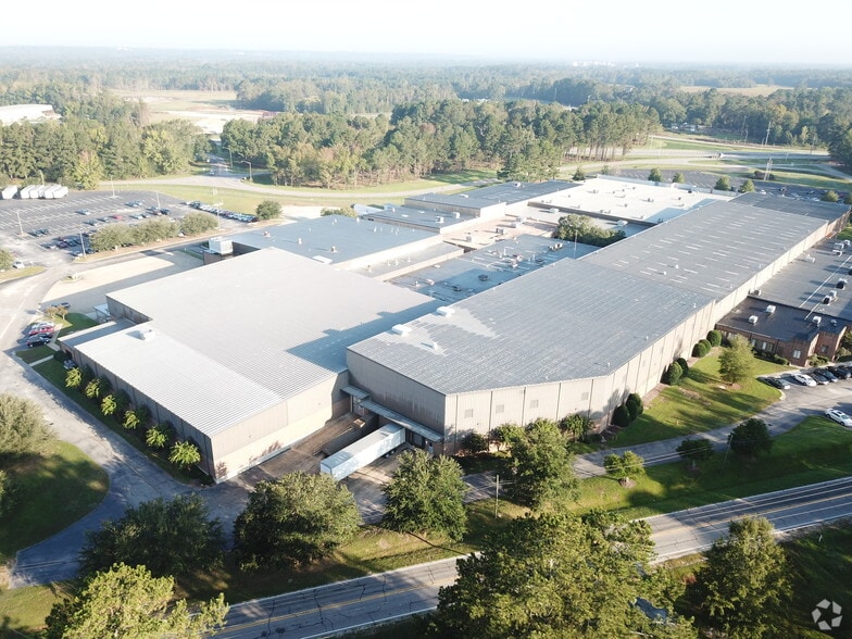 More Photos Of 1 Soffe Dr, Fayetteville Distribution For Sale