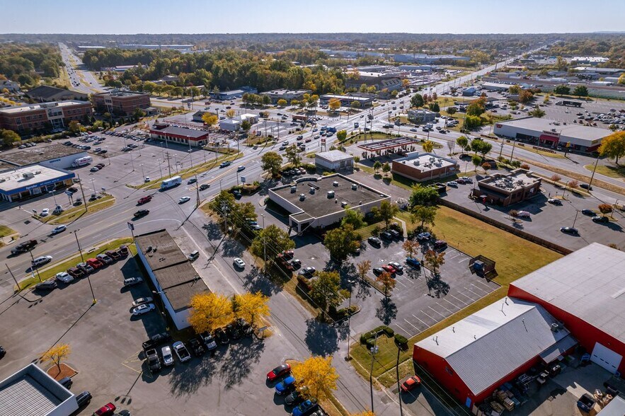 More Photos Of 6500 Preston Hwy, Louisville Medical For Lease