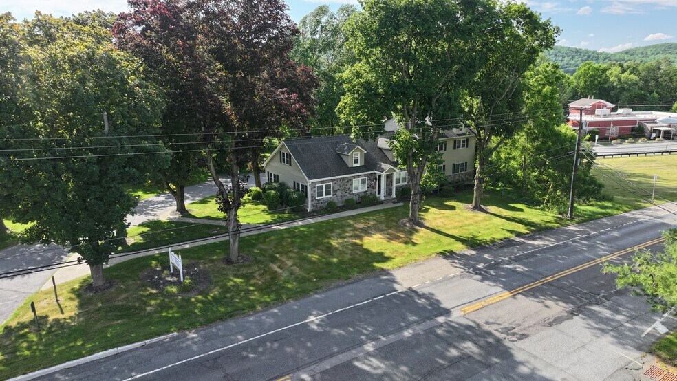 More Photos Of 205 State Route 31 N, Washington Office Residential For Sale