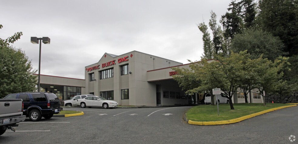 More Photos Of 11831-12305 120th Ave NE, Kirkland Unknown For Lease