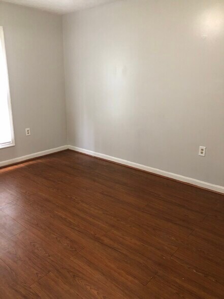 More Photos Of , Winchester Multifamily For Sale