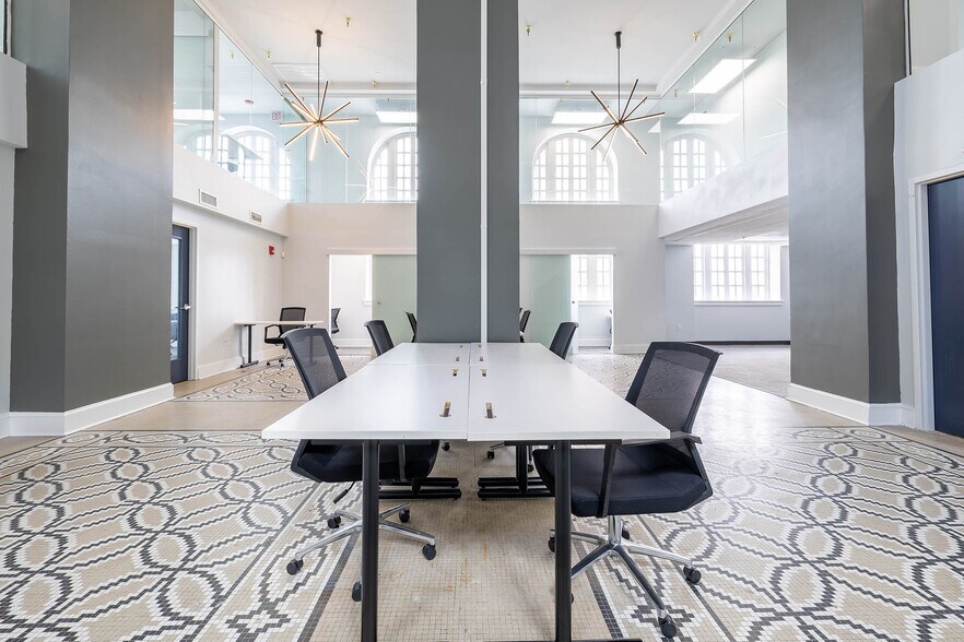 More Photos Of 37 N Orange Ave, Orlando Coworking Space