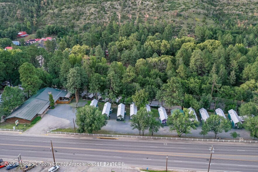 More Photos Of 616 Sudderth Dr, Ruidoso General Retail For Sale