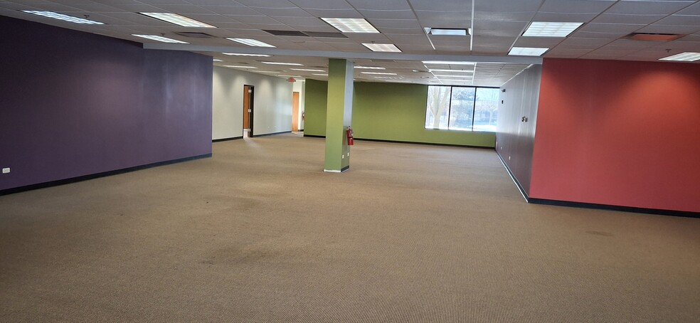 More Photos Of 18401 Maple Creek Dr, Tinley Park Medical For Sale