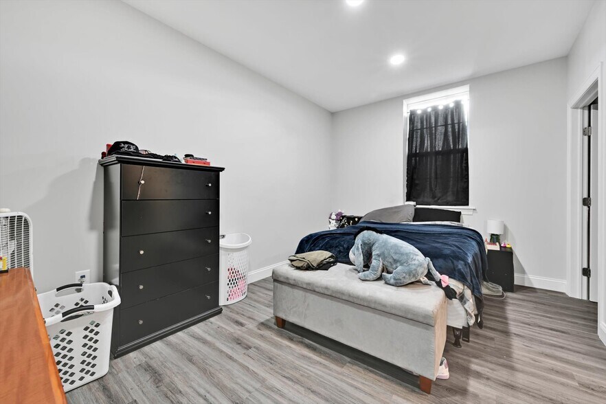 More Photos Of 236 W Market St, Jonestown Multifamily For Sale