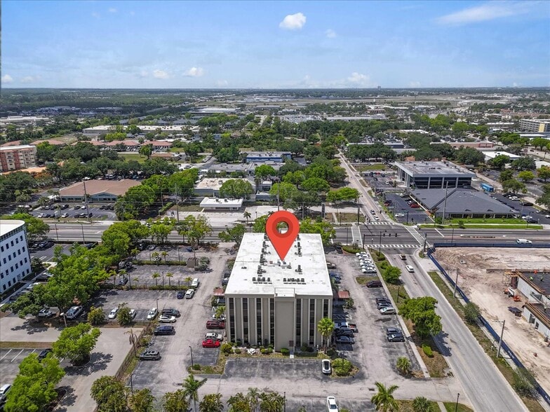 More Photos Of 3949 Evans Ave, Fort Myers Medical For Sale