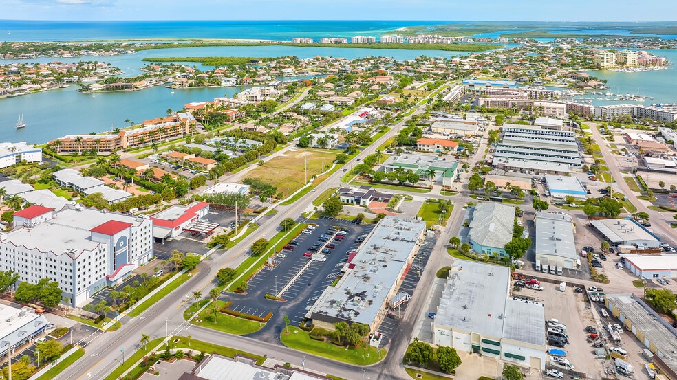 More Photos Of 701-721 Bald Eagle Dr, Marco Island Freestanding For Sale