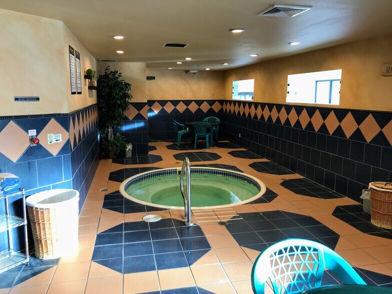 More Photos Of 304 Cliff St, Deadwood Hotel For Sale