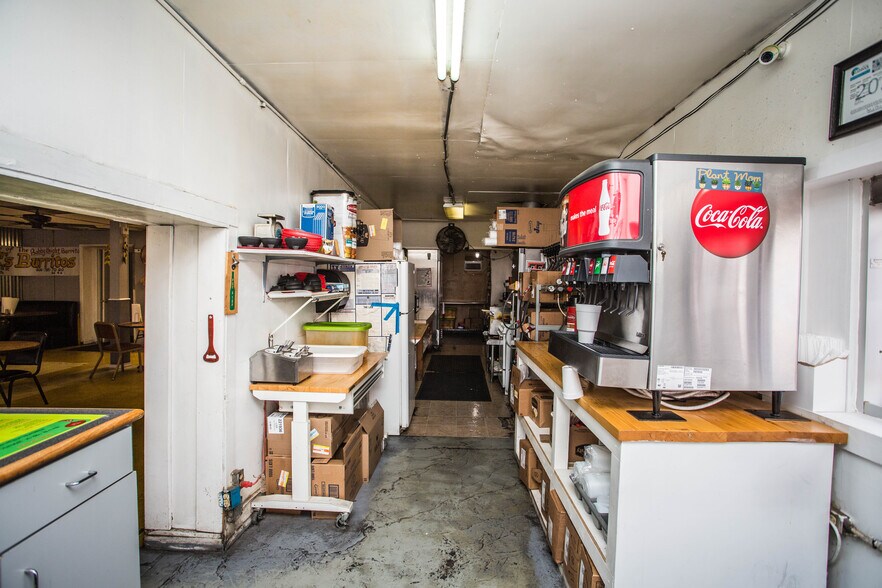 More Photos Of 6313 19th St, Lubbock Fast Food For Sale