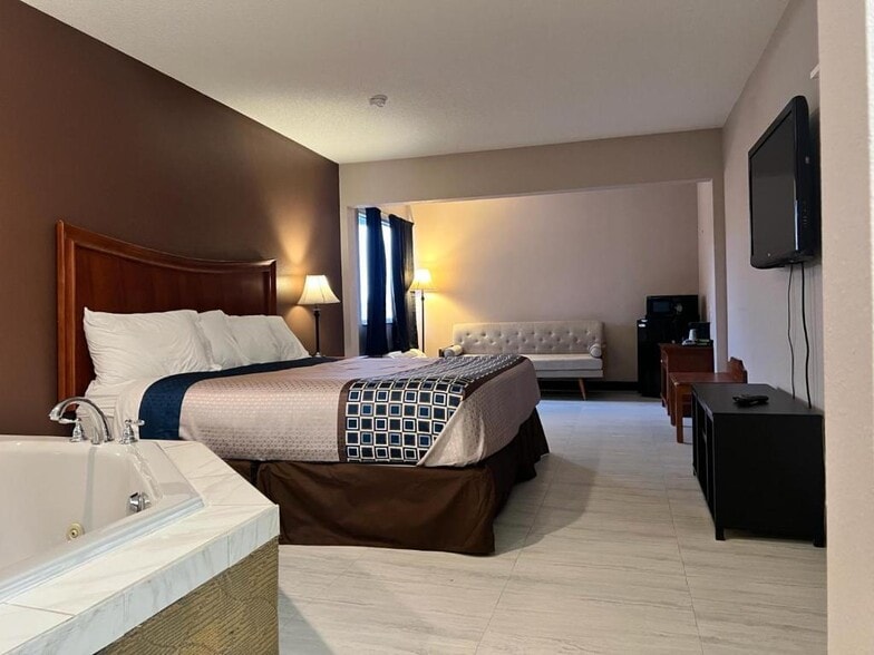 More Photos Of 2820 Hotel Ave, Huntington Hospitality For Sale