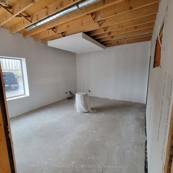 More Photos Of 138 Sandiford Dr, Whitchurch-Stouffville Service For Sale