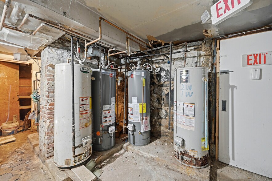 More Photos Of 4 Convent Ave, Yonkers Apartments For Sale