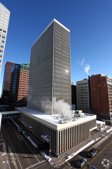 More Photos Of 606 Walnut St, Des Moines Office For Sale