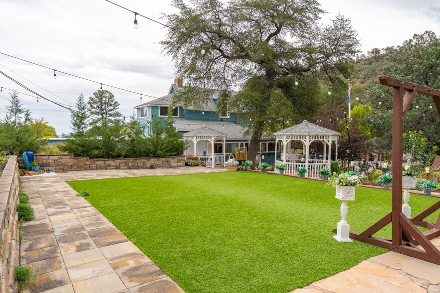 More Photos Of 2516 Willow Creek Rd, Prescott Freestanding For Sale