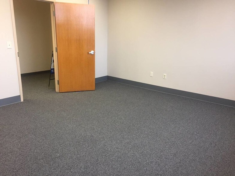 More Photos Of 804 E Monument Ave, Dayton Industrial For Lease