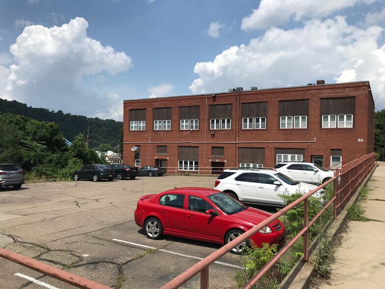 More Photos Of 210 5th Ave, Elizabeth Apartments For Sale