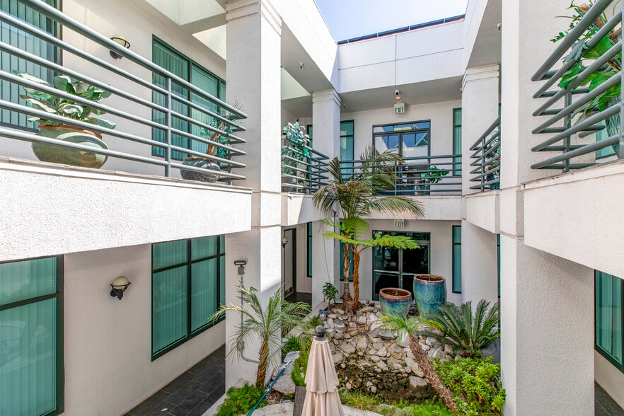 More Photos Of 350 W Arden Ave, Glendale Office For Lease