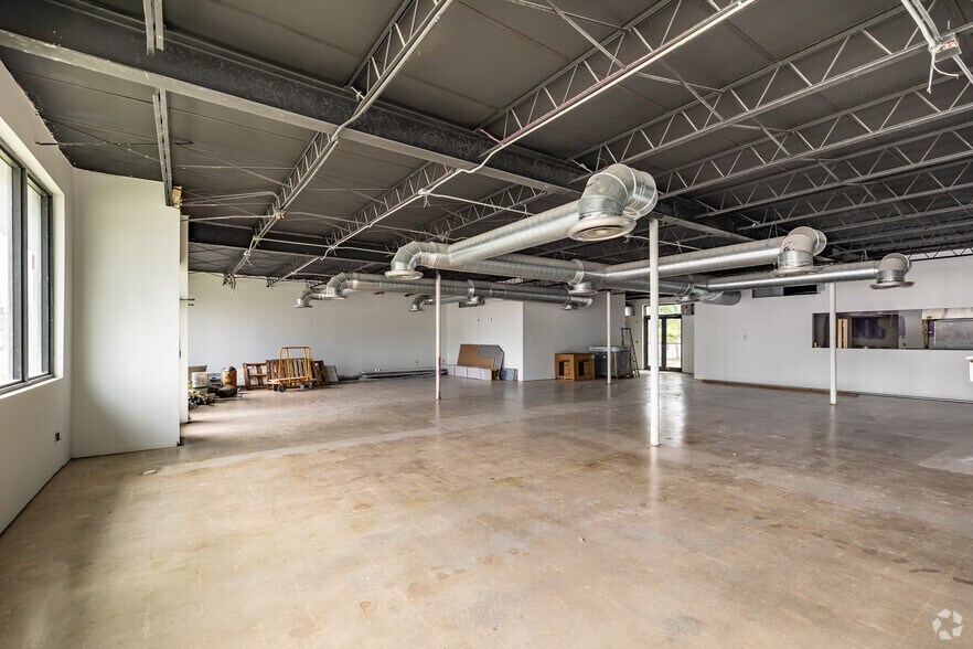 More Photos Of 4200 - 4204 NW 2nd Ave, Miami Restaurant For Sale