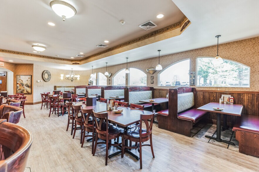 More Photos Of 947 N Delsea Dr, Vineland Restaurant For Sale