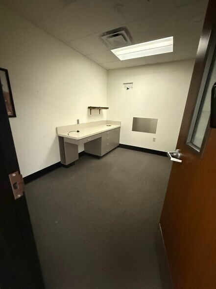 More Photos Of 3415 Golden Rd, Tyler Office For Lease