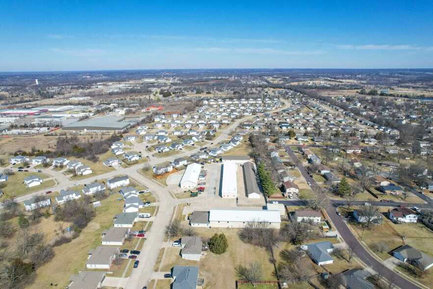 More Photos Of 4300 Bold Venture Dr, Columbia Service For Lease
