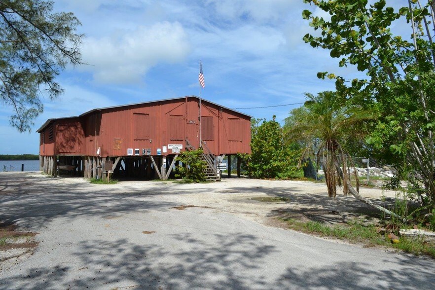 More Photos Of 318 Mamie St, Chokoloskee Land For Sale