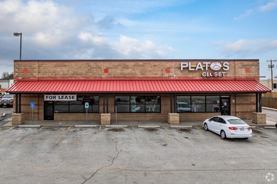 More Photos Of 1258 E Battlefield St, Springfield General Retail For Lease
