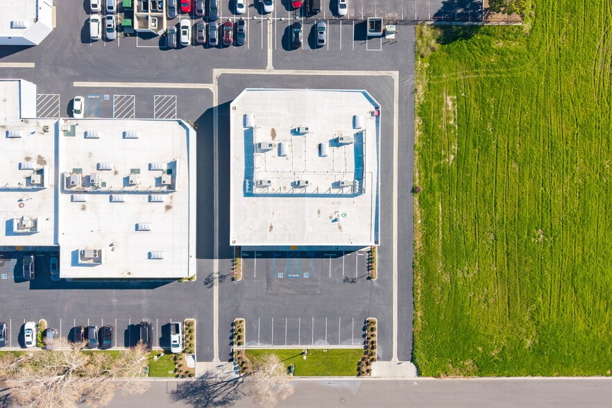 More Photos Of 10425 Enterprise Dr, Redlands Light Distribution For Sale