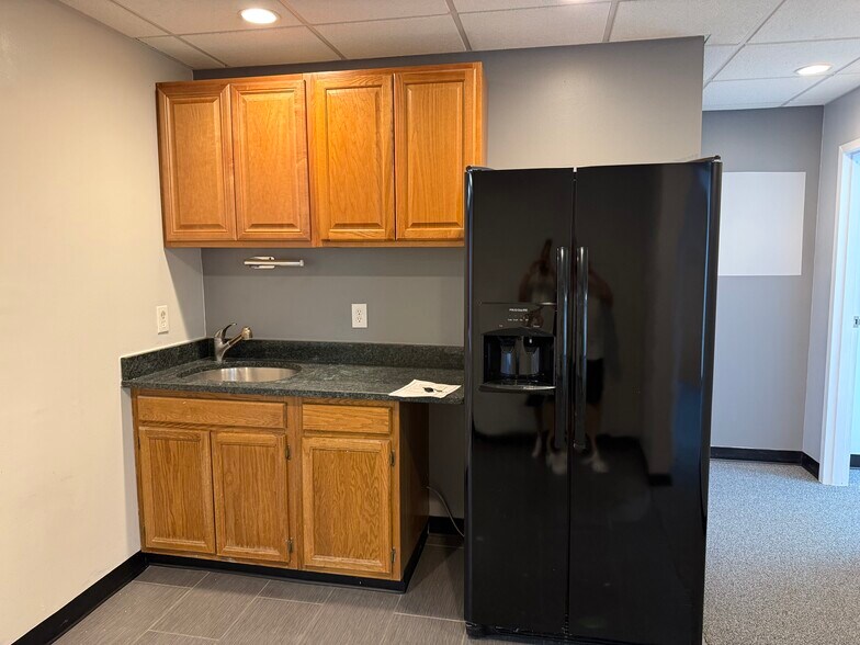 More Photos Of 1712 Clubhouse Rd, Reston Medical For Lease