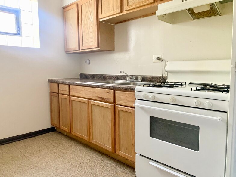 More Photos Of 16-18 N Lorel Ave, Chicago Apartments For Sale