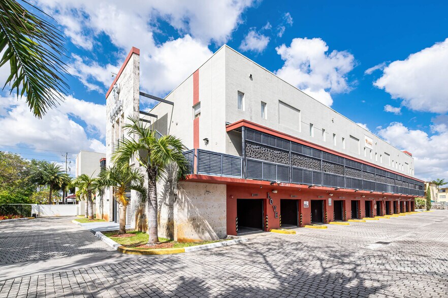 More Photos Of 901 S Royal Poinciana Blvd, Miami Springs Hotel For Sale