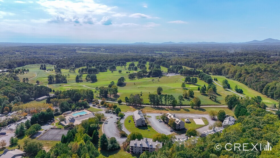 More Photos Of 200 Apple Seed Court, Clarkesville Hotel For Sale