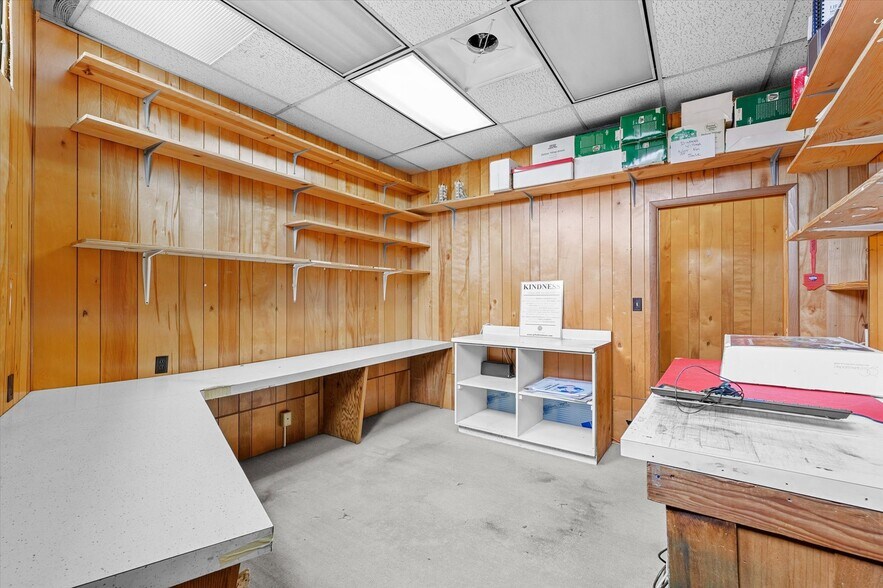 More Photos Of 101 E Sangamon Ave, Rantoul Storefront Retail Office For Sale