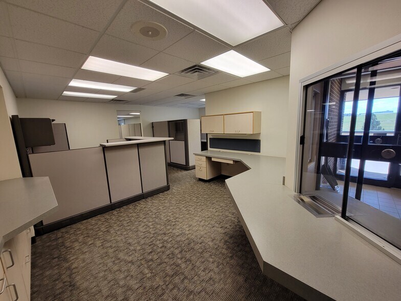 More Photos Of 4205 State St, Bismarck Medical For Sale