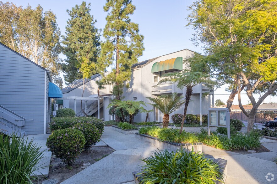 More Photos Of 760 Las Posas Rd, Camarillo Loft Creative Space For Sale