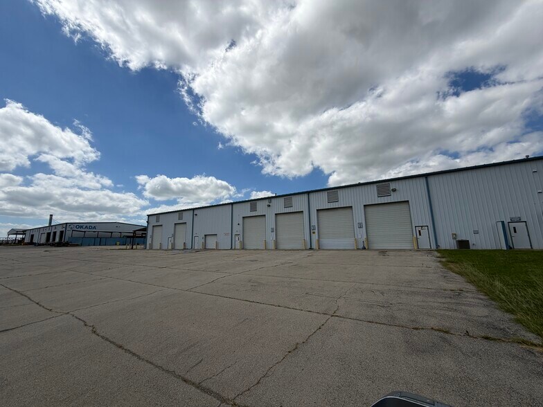 More Photos Of 3701 Windmill Rd, Cleburne Manufacturing For Lease