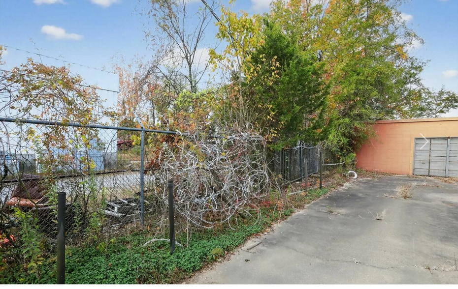 More Photos Of 3705 N West St, Jackson Self Storage For Sale