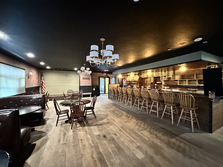 More Photos Of 660 Spring St, Winchendon Restaurant For Sale