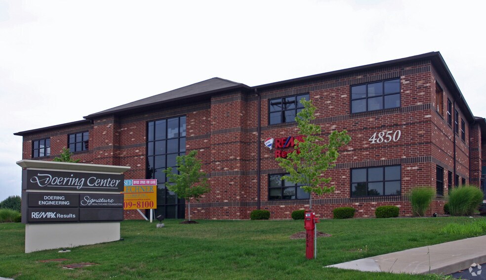 More Photos Of 4850 Lemay Ferry Rd, Mehlville Office For Lease