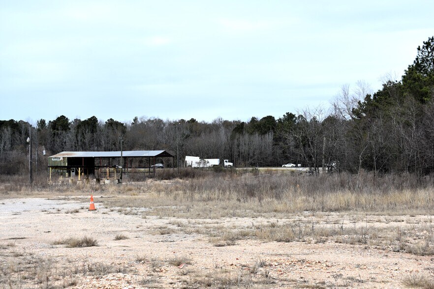 More Photos Of 4040 Northern Blvd, Montgomery Office For Lease