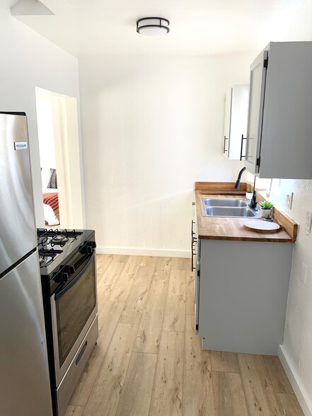 More Photos Of 3443 West Blvd, Los Angeles Apartments For Sale