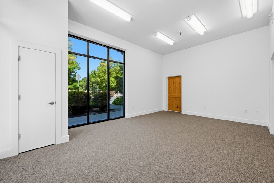 More Photos Of 1435 Technology Ln, Petaluma Research And Development For Sale