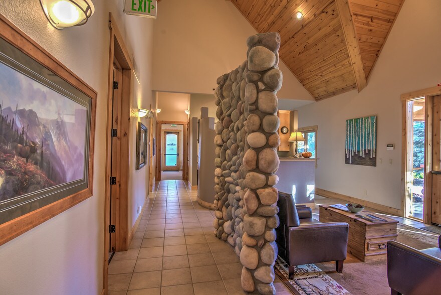 More Photos Of 70 Morning Sun Dr, Woodland Park Loft Creative Space For Sale