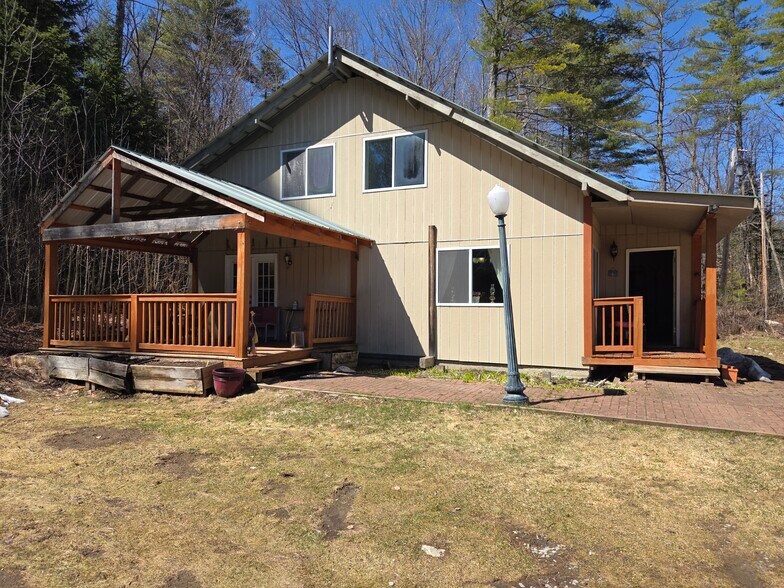 More Photos Of 3806 Vt Route 11, Londonderry Hotel For Sale