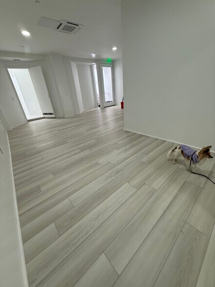 More Photos Of 3516 Sacramento St, San Francisco Storefront Retail Office For Lease