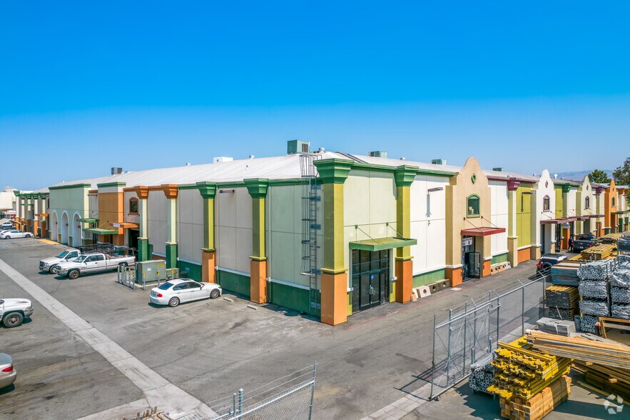 More Photos Of 2121-2159 S 10th St, San Jose Warehouse For Sale
