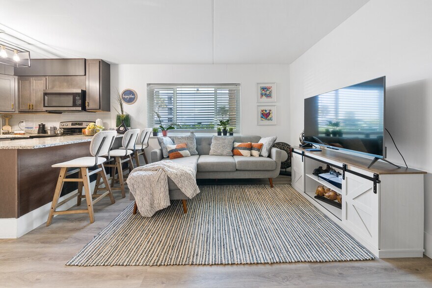 More Photos Of 480 Santa Rosa Blvd, Fort Walton Beach Apartments For Sale