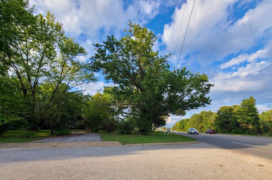 More Photos Of 2.18 Acres NE Hudson Rd, Rogers Land For Sale