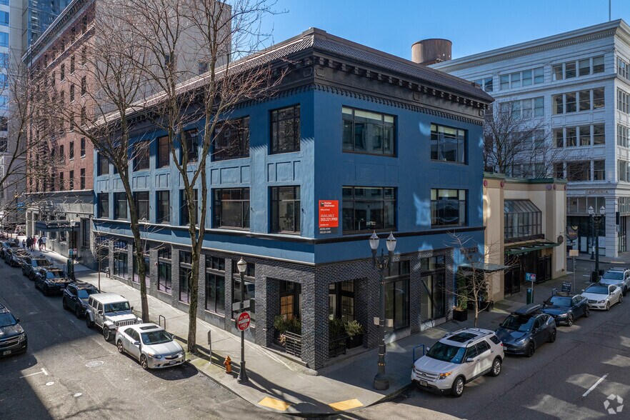 More Photos Of 800-808 SW Alder St, Portland Office For Sale